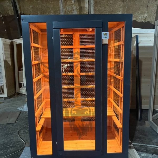 черная мини сауна для частного дома